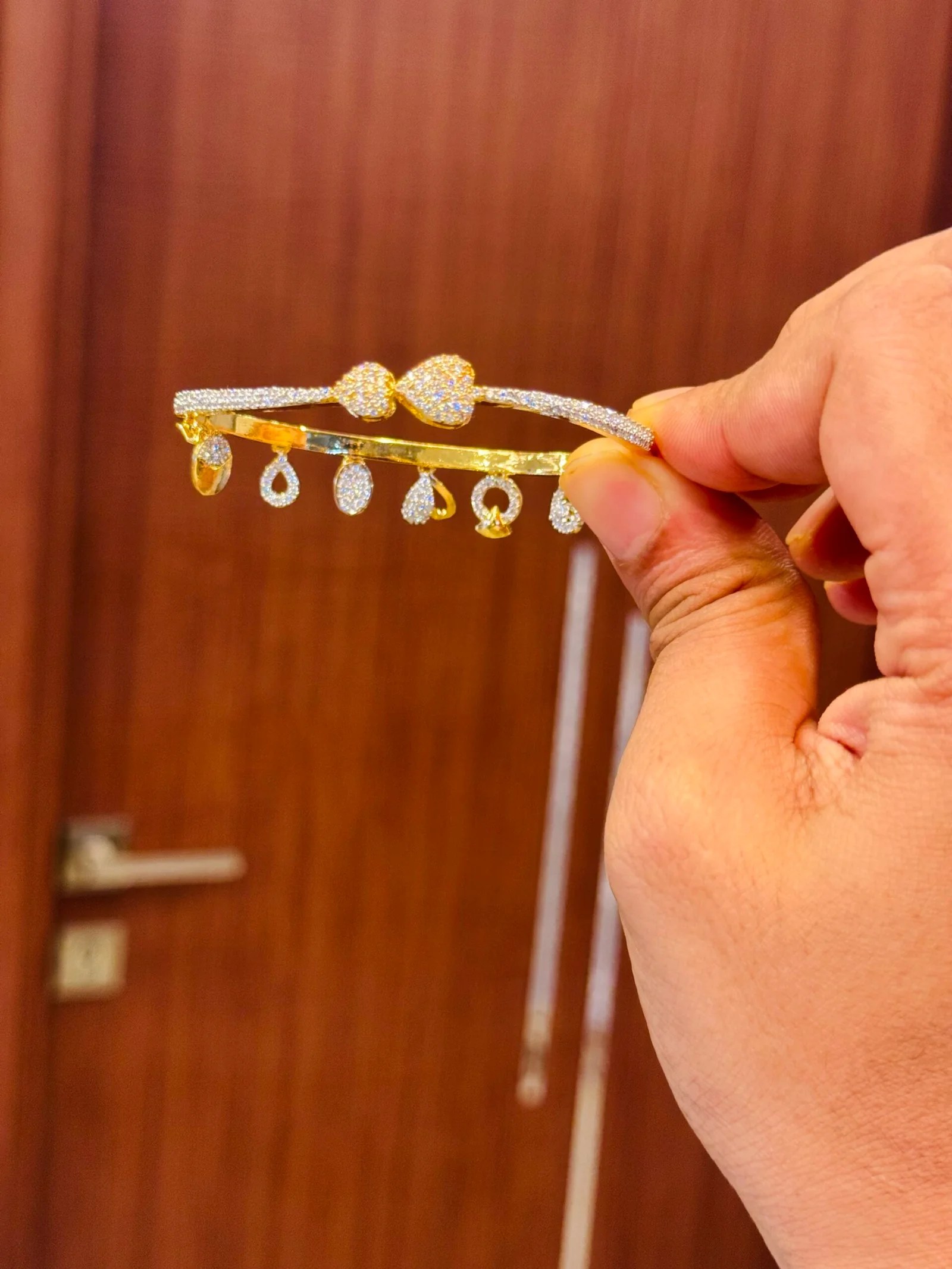 Diamond Replica Brilliance Clip Bangle