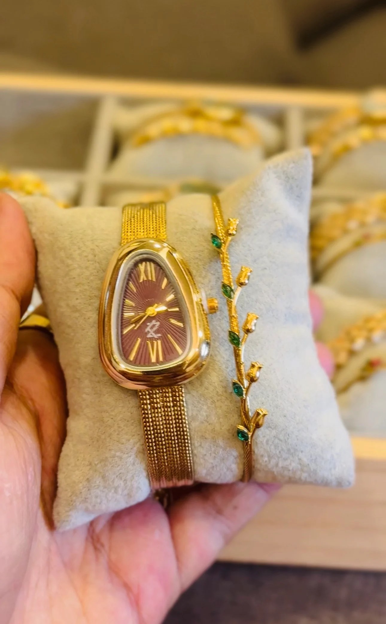 Evelisse Watch