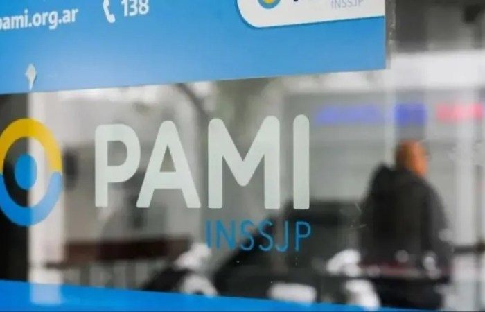 Médicos y odontólogos del PAMI iniciaron un paro de cuatro días en reclamo por una actualización de honorarios