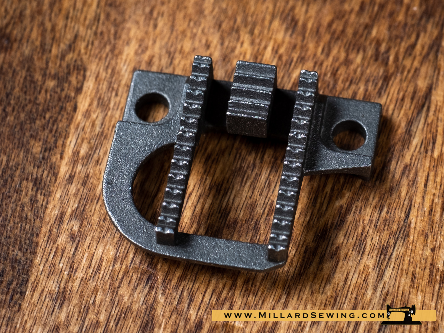 Manuals and lists of parts for vintage Singer sewing machines