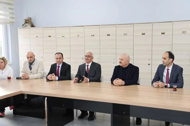 Gebze’de YÃ¼cel Boru Fen Lisesi’nde Bayrak TÃ¶reni!