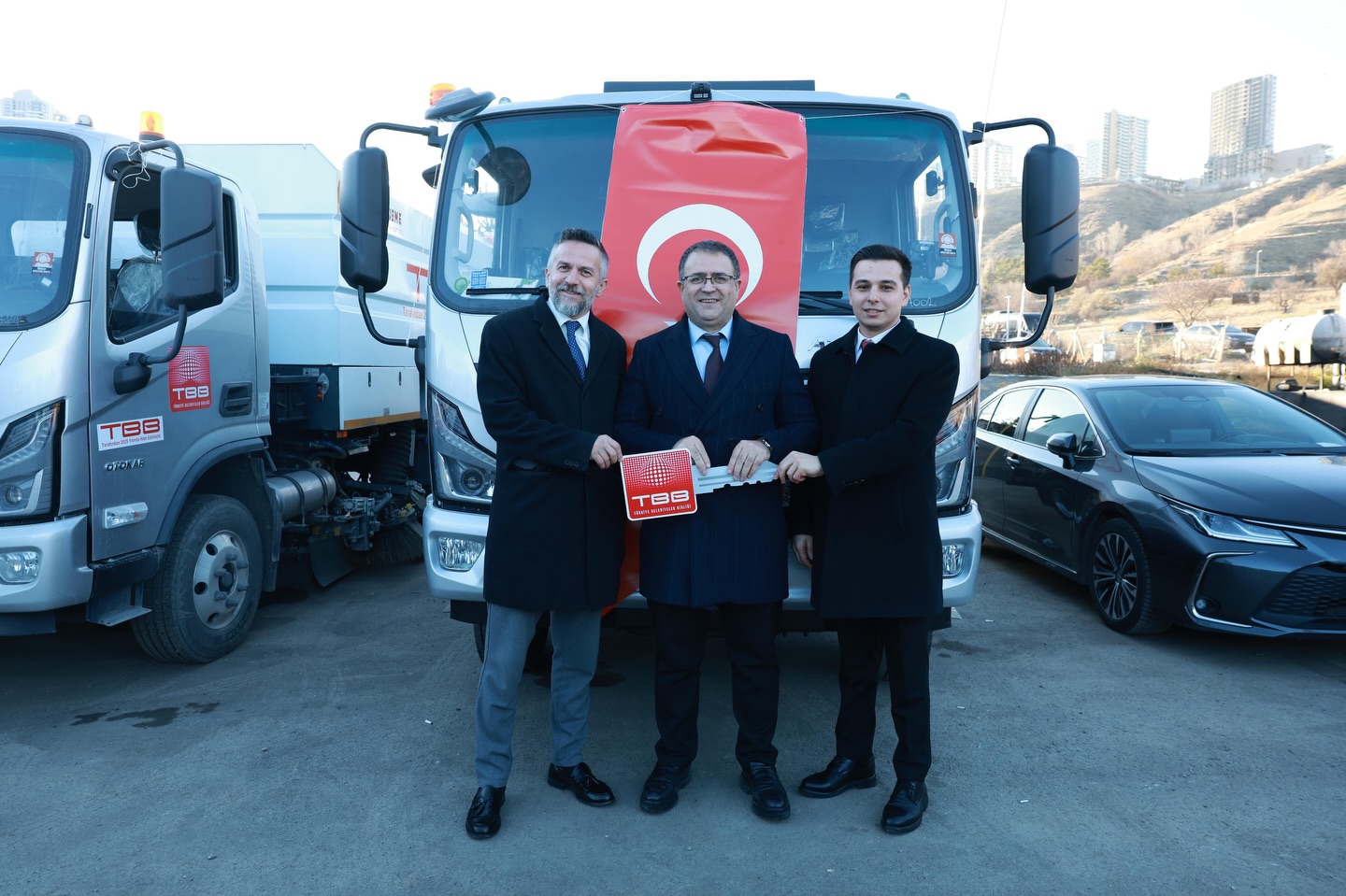 Derince'ye TBB'den Yeni Hizmet Aracı Desteği!