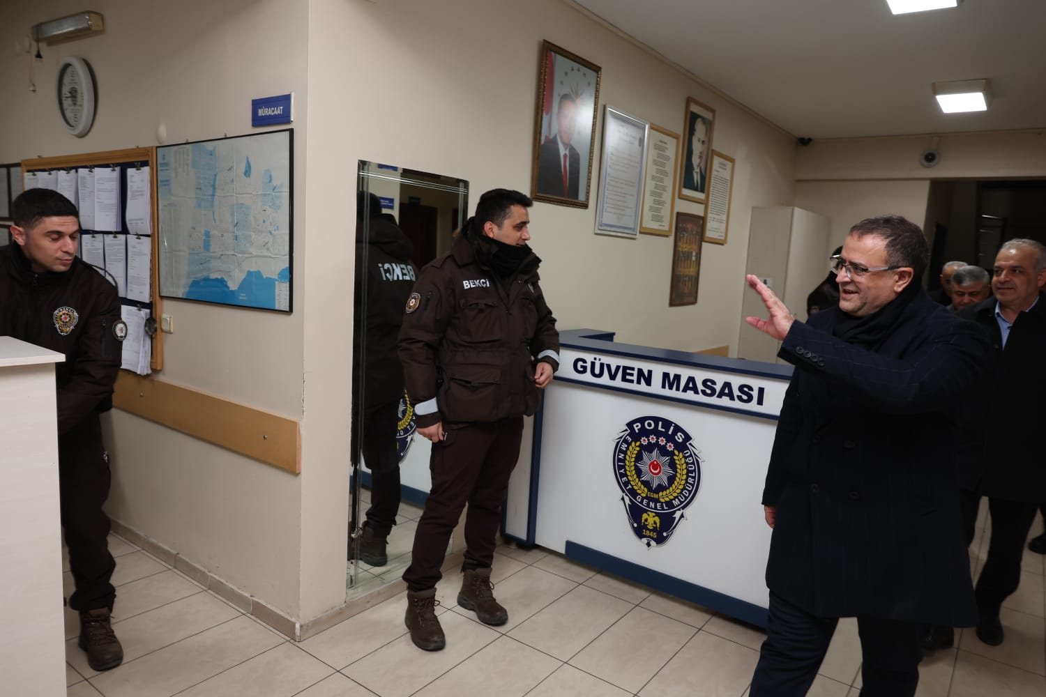 Derince'de Başkan Gökçe'den Yeni Yıl Ziyaretleri!