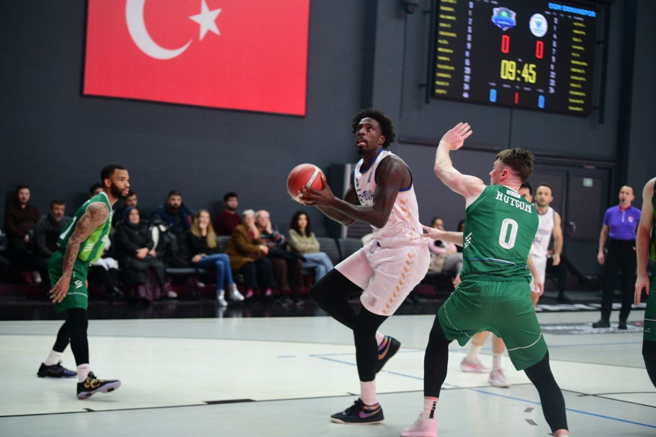 Çayırova Belediyesi yarı finalde heyecan dorukta!