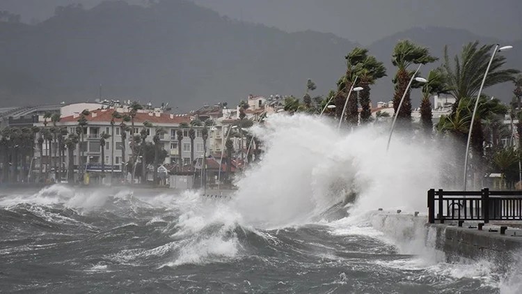 Marmara ve Batı Karadeniz’de Fırtına Alarmı!