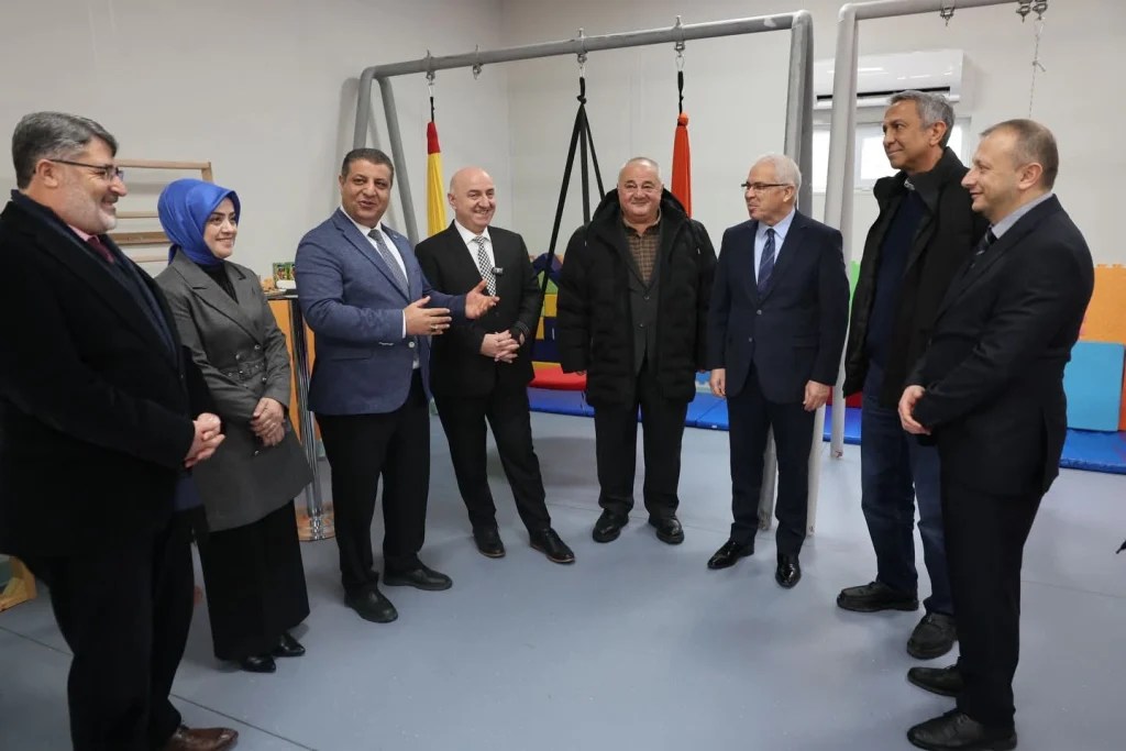 Darıca'da Yeni Spor Salonu Açıldı!