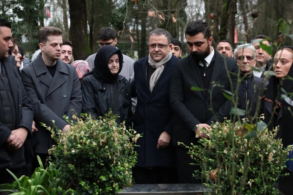 CHP Kocaeli Gençlik Kolları Emektarı Tugay Adak Anıldı!
