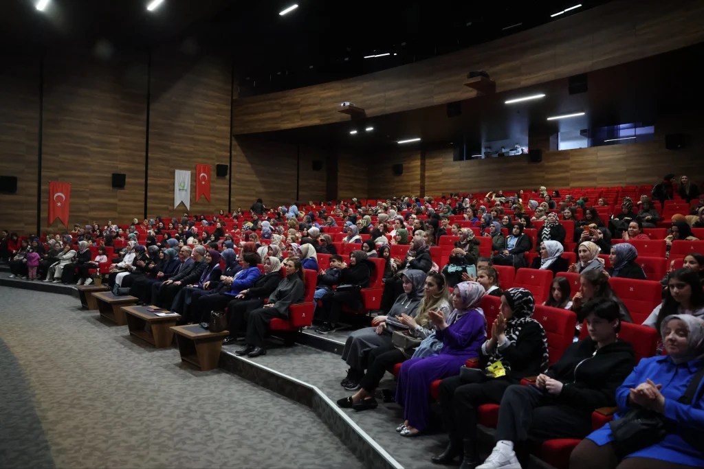 Çayırova’da 8 Mart Dünya Kadınlar Günü kutlandı