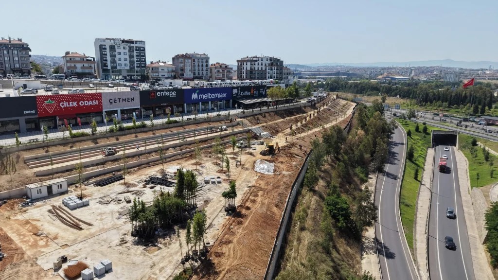 Başkan Çiftçi, FSM Parkı’ndaki çalışmaları inceledi