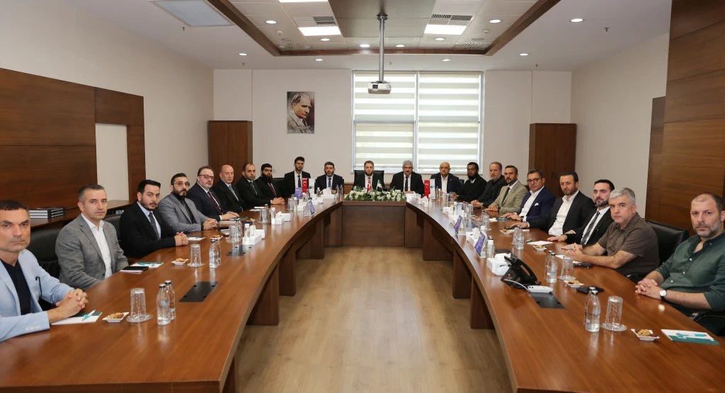 Hama Valisi KOTO’yu ziyaret etti