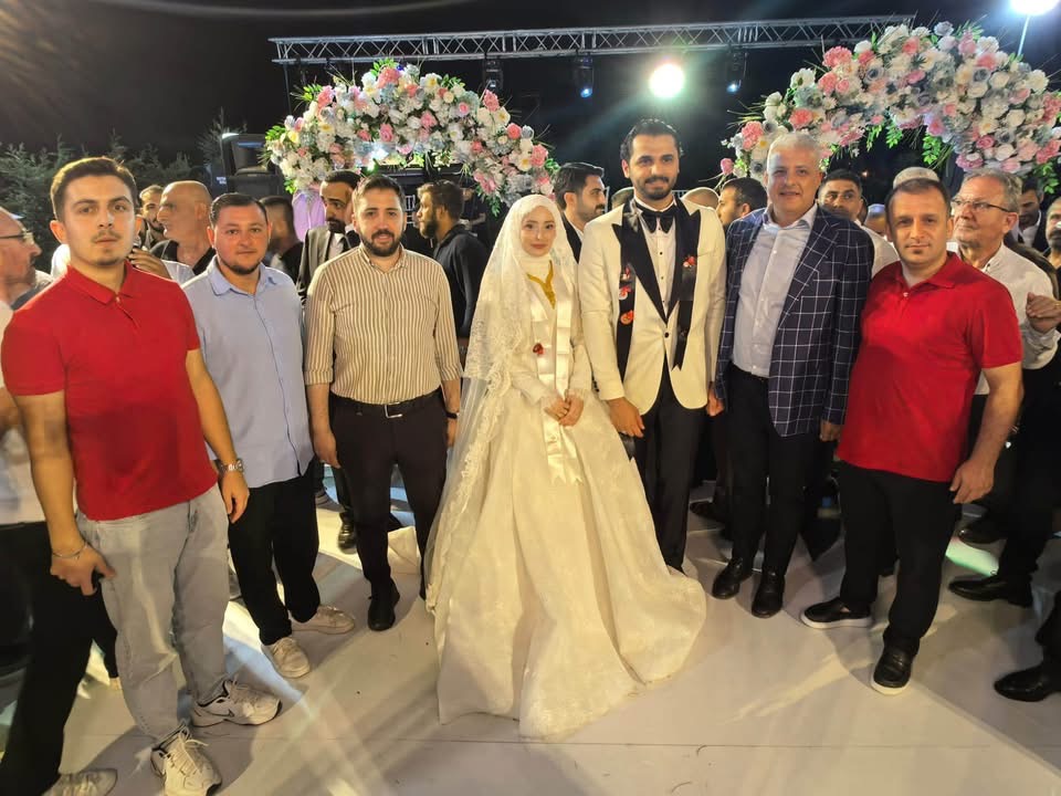 İsmail Demir’in oğlu Atilla dünyaevine girdi! Siyaset ve iş dünyası bu düğünde buluştu
