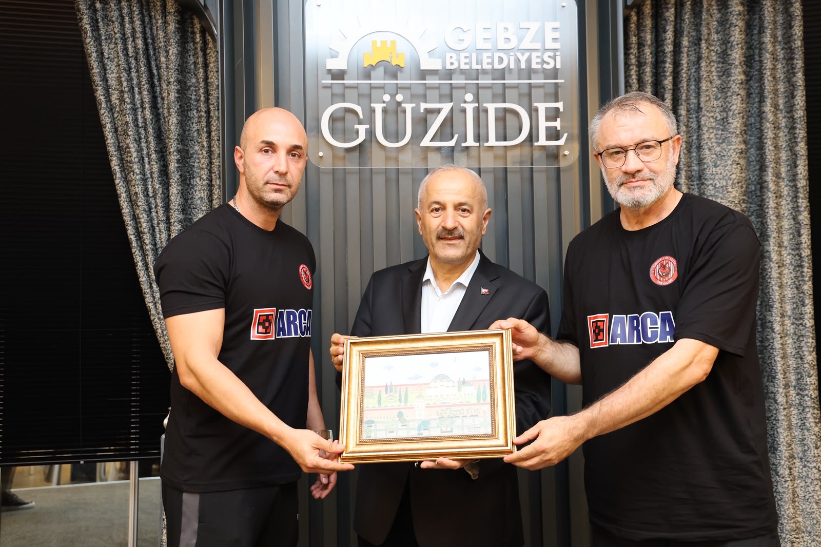 Turnuva Ekipleri Anma Yemeğinde Buluştu