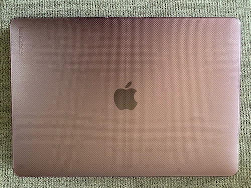 macbook pro incase hardshell