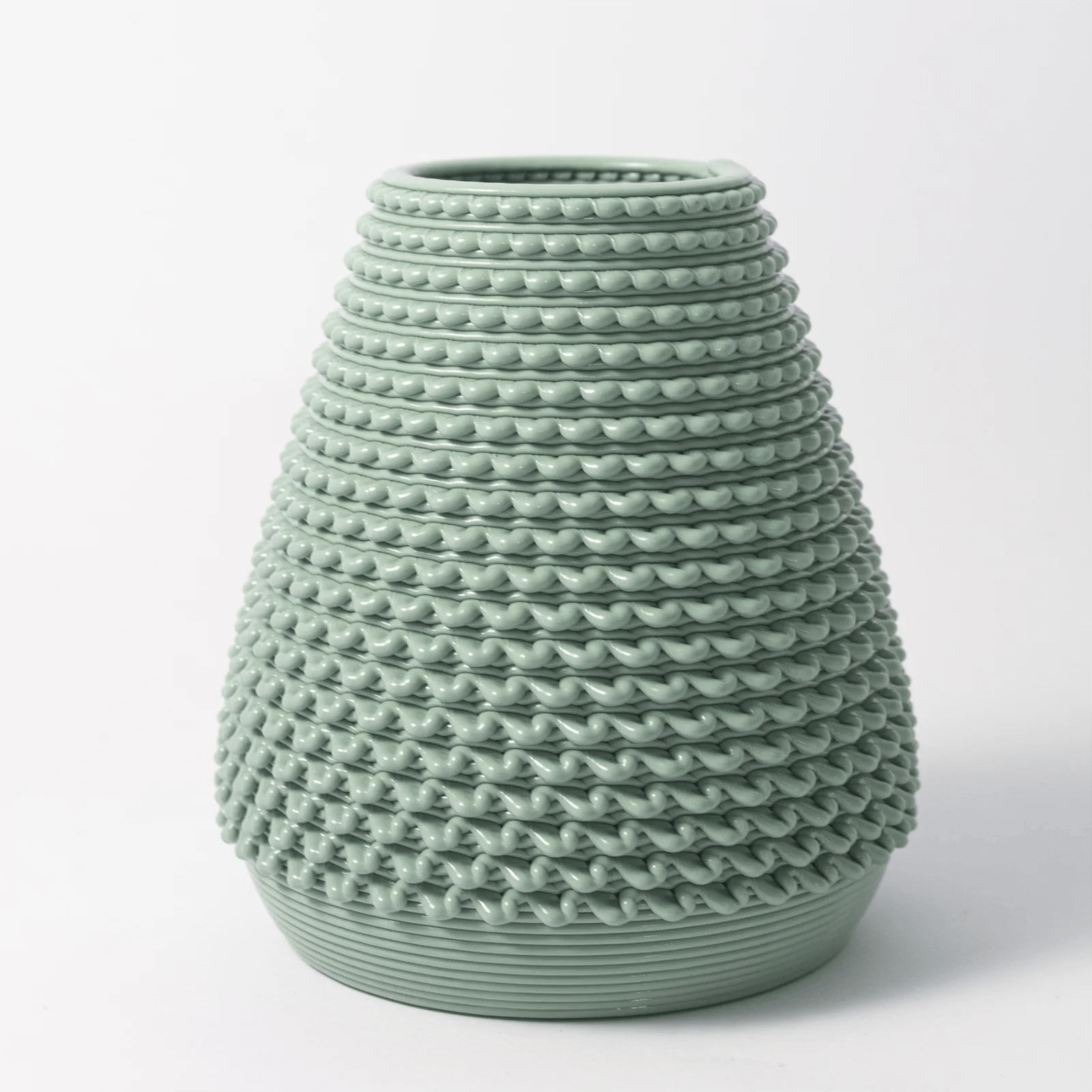 Maceta TRENZA impresa en 3D con plástico reciclado, con superficie trenzada