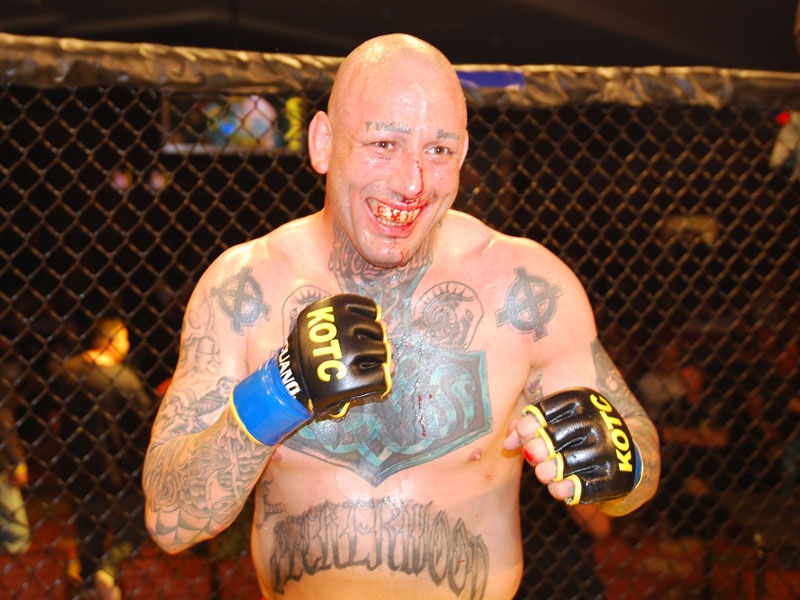 Gratuito immagini Aleksander Emelianenko Mindful East il piu cool saluti