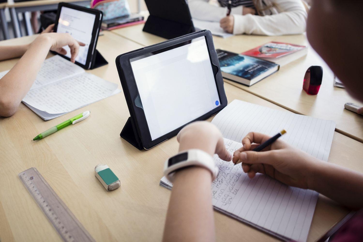 The Role Of Smart Gadgets In Helping Students Write Better