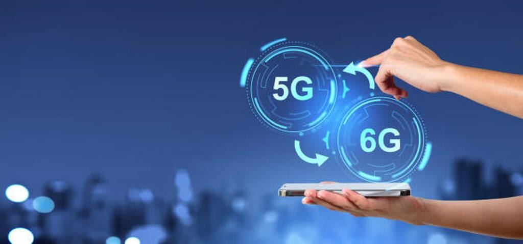 5G vs 6G: What Developers and Tech Enthusiasts Should Know