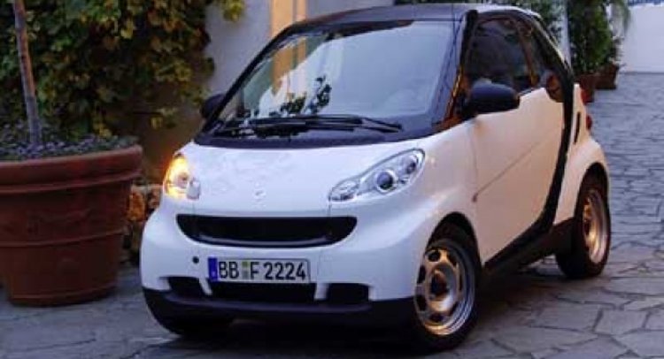 Mobil mini city car 250 cc. Mini Indonesia Akan Hadirkan Produk Spesial Di Giias 2017 Mini Maxindo Jakarta