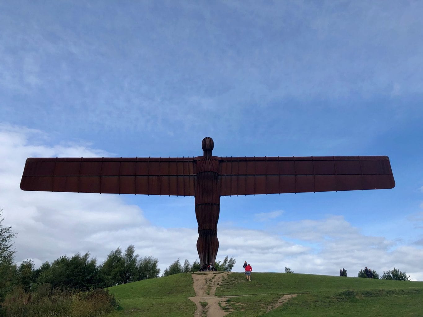 Visiting The Angel Of The North Low Eighton Gateshead Mini Travellers Family Travel Family Holiday Tips