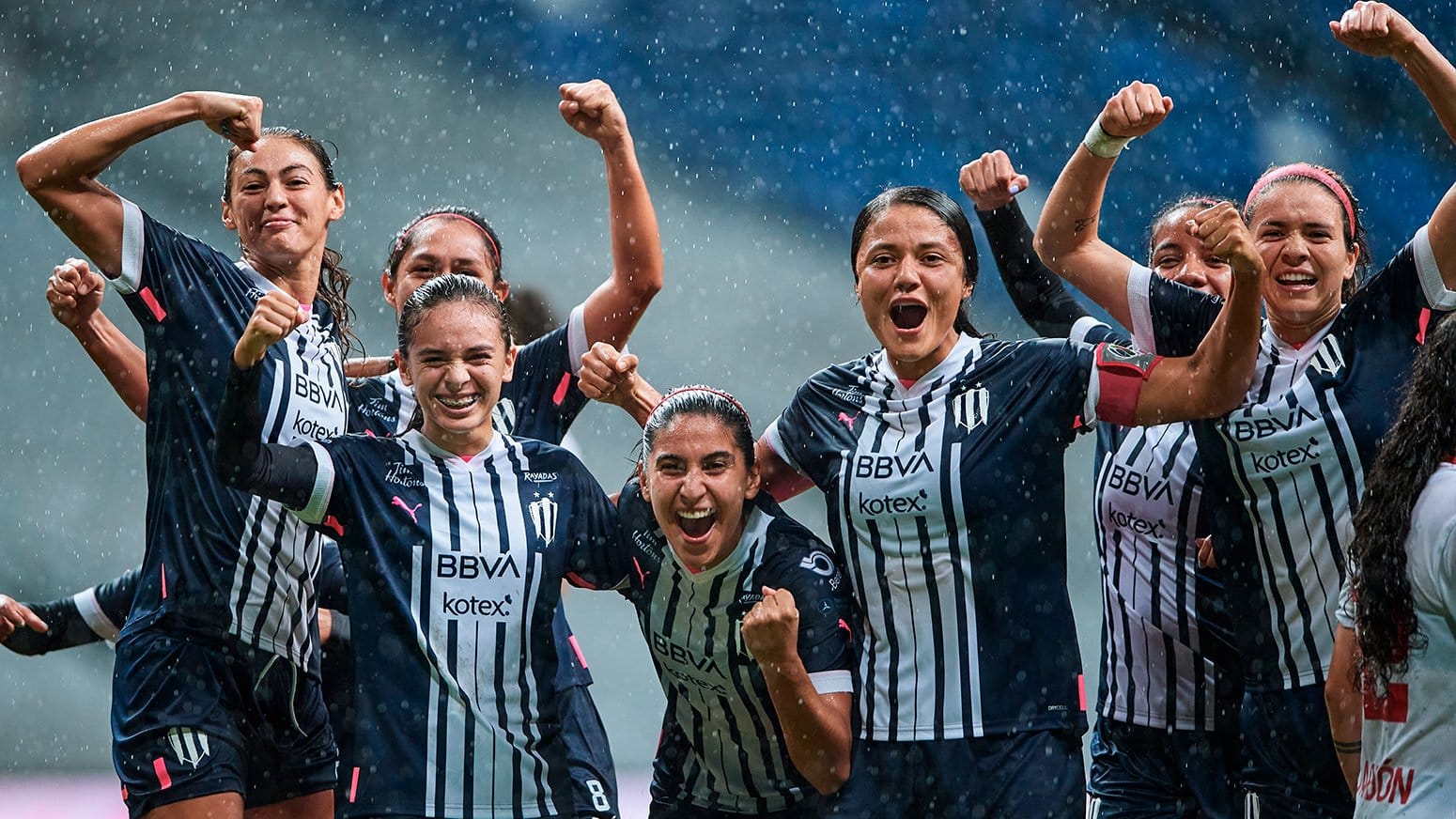 Rayadas golea a Toluca Femenil en el BBVA