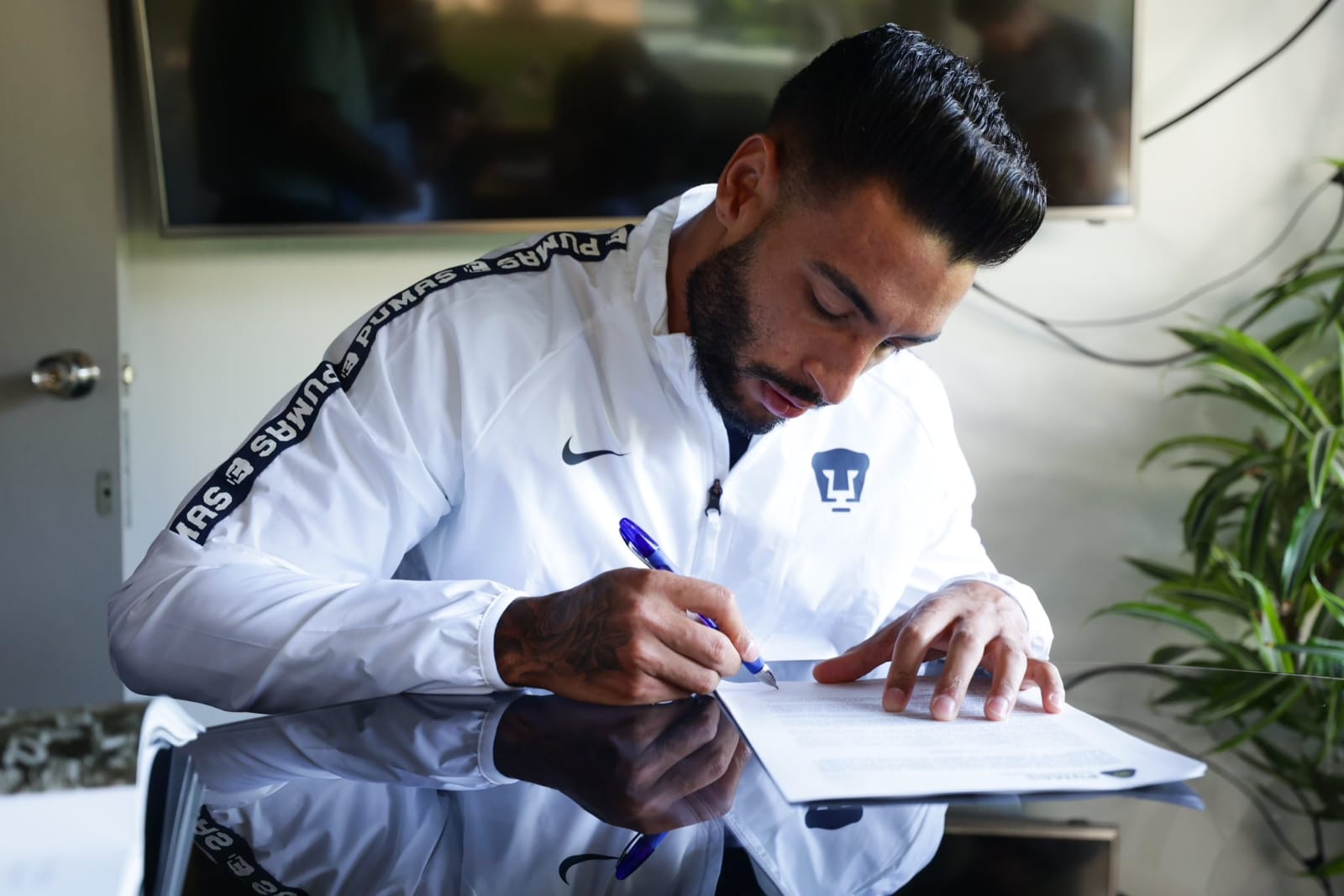 Nathan Silva refuerza a Pumas