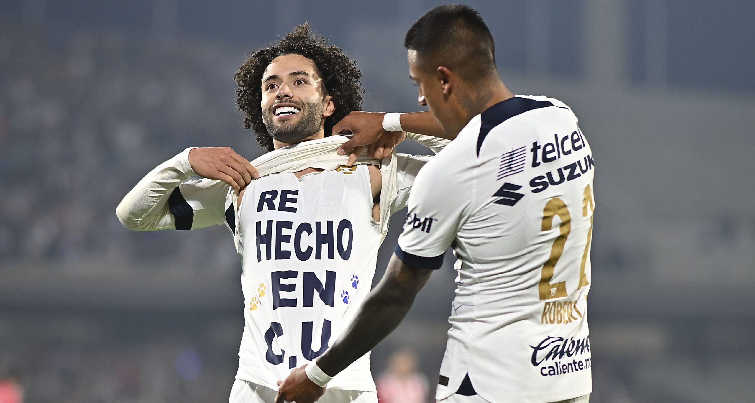 Pumas remonta a Chivas y consigue su boleto a semifinales
