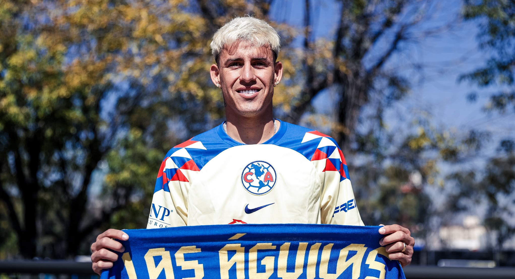 América anuncia la llegada de Cristian Calderón