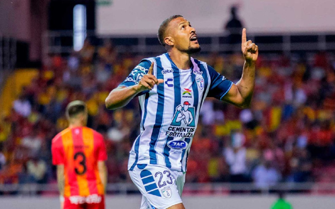 Pachuca golea a Herediano con hat-trick de Rondón