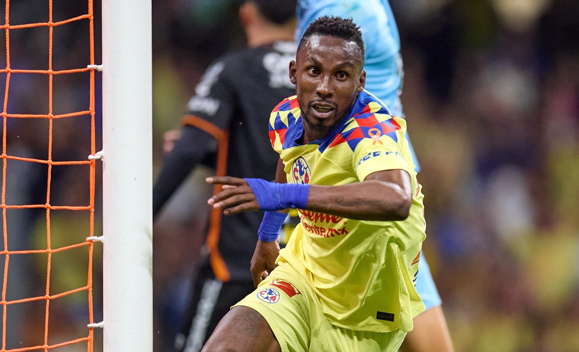 América consigue un agónico boleto a semifinales