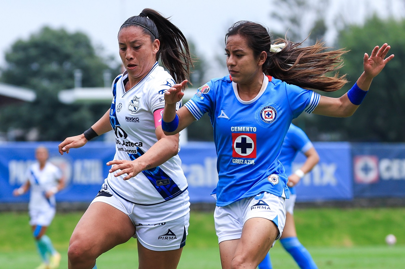 Cruz Azul golea a Puebla y se aferra a Liguilla hasta el final.