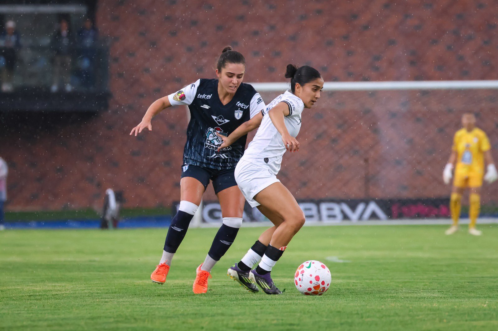 Pachuca Femenil rescata un agónico punto en Querétaro