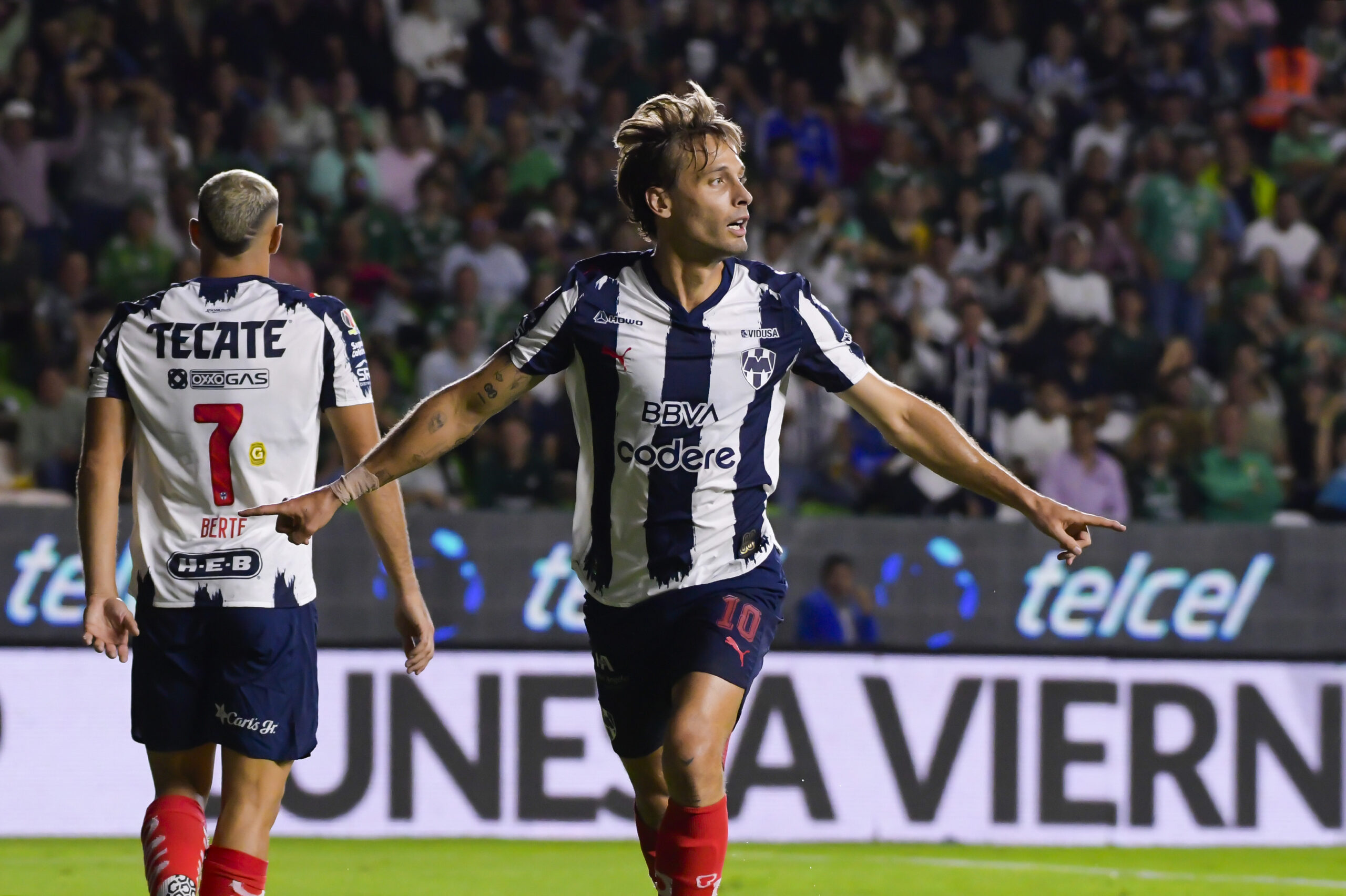 Rayados se impone en su visita a León