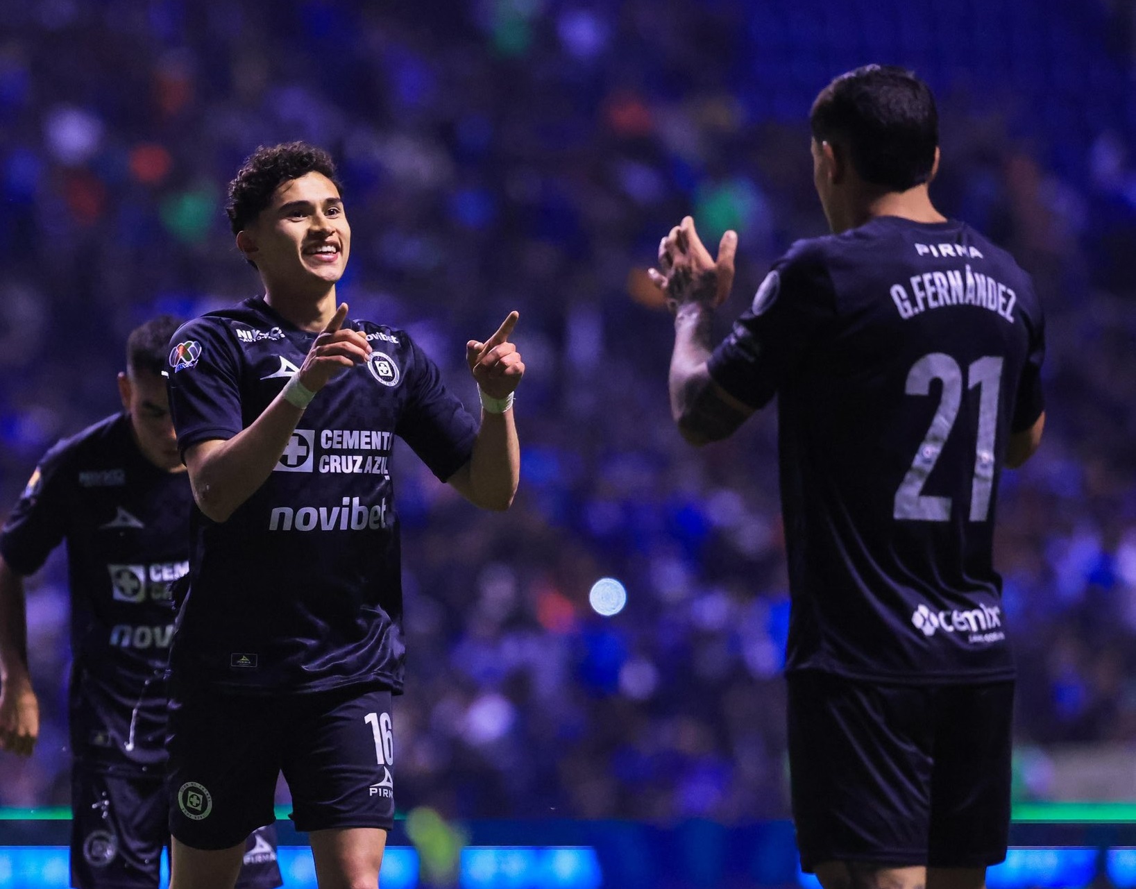 Cruz Azul consigue triunfo ante Puebla