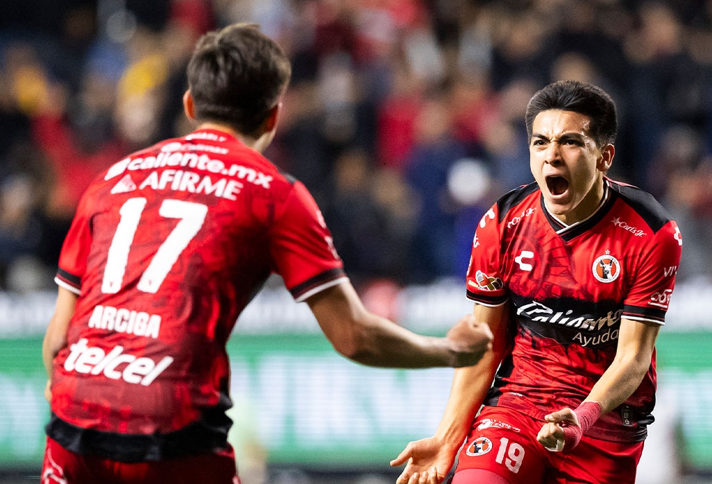 Xolos da la campanada ante Tigres en la ida