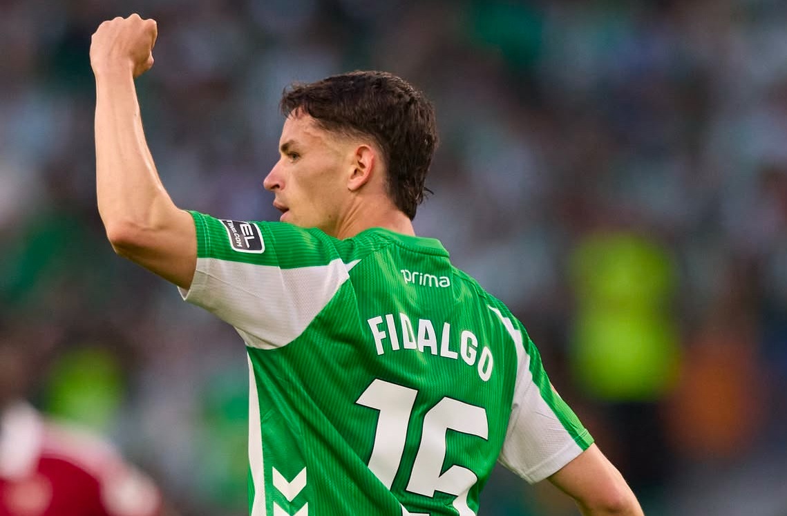 Fidalgo y Ochoa contemplados por México para enfrentar a Portugal y Bélgica