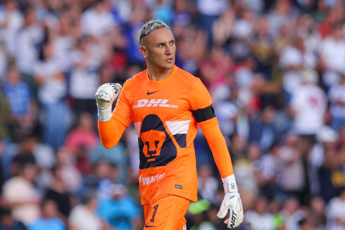 Keylor Navas renueva y se queda en Pumas