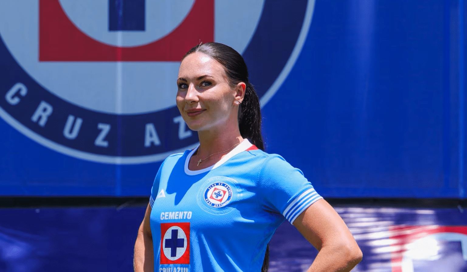 Leighanne Robe se despide de Cruz Azul femenil