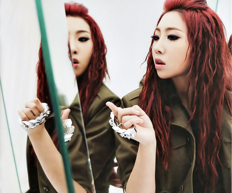 PHOTOS) Scans of Minzy from 'Crush' Japan Album | minzykingdom