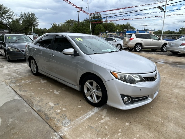 2014 TOYOTA CAMRY