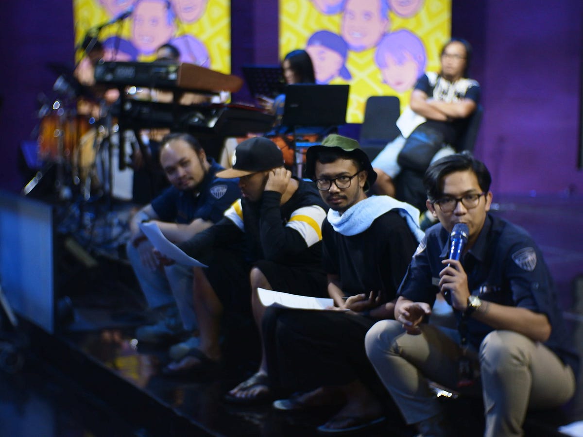 Bercanda di Waktu Indonesia Berbuka | by The Only Wan | Medium