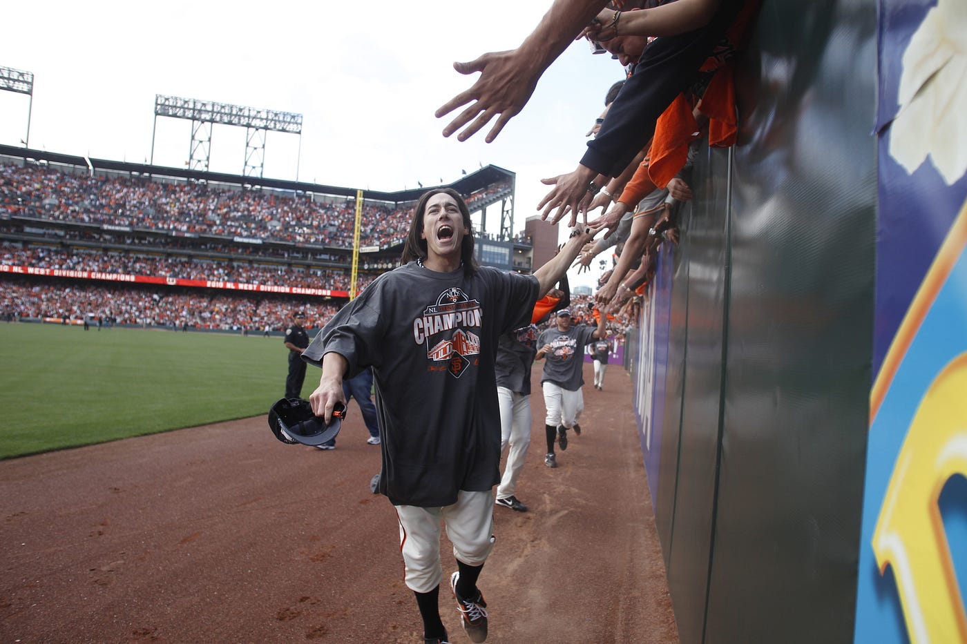 For san francisco, which won world series titles in 2010, 2012 and 2014. Otd Sfgiants Win 1st World Series In San Francisco By San Francisco Giants Splash Hits