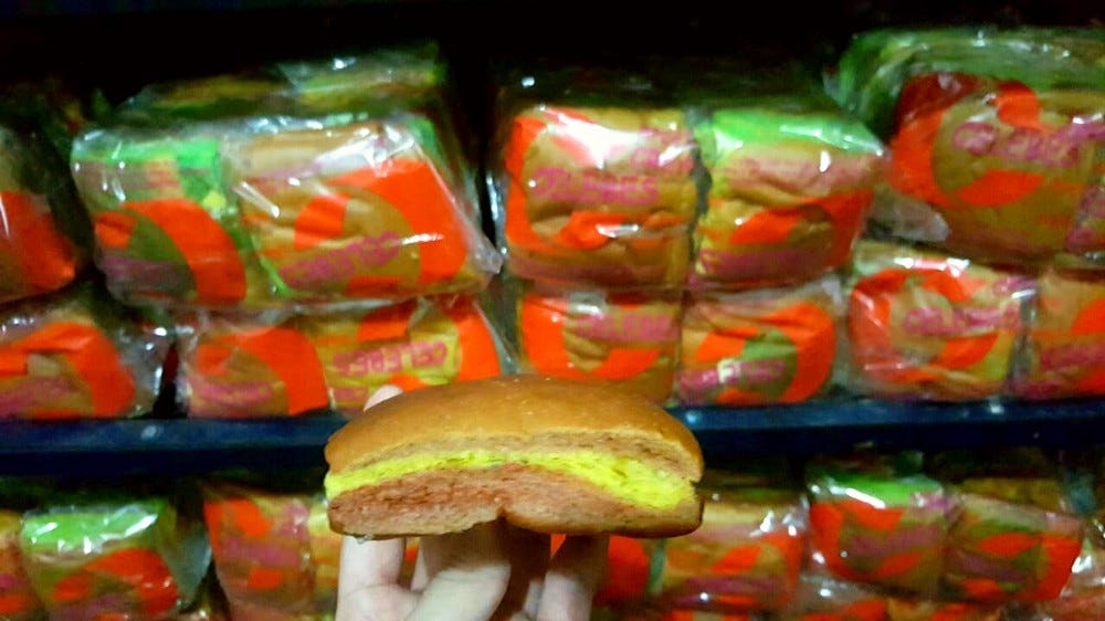 PABRIK ROTI MURAH Jual Roti Seribuan & Roti Burger untuk Distributor di  Tamalate Hub 081242425555 | by Nur Yulianti | Medium