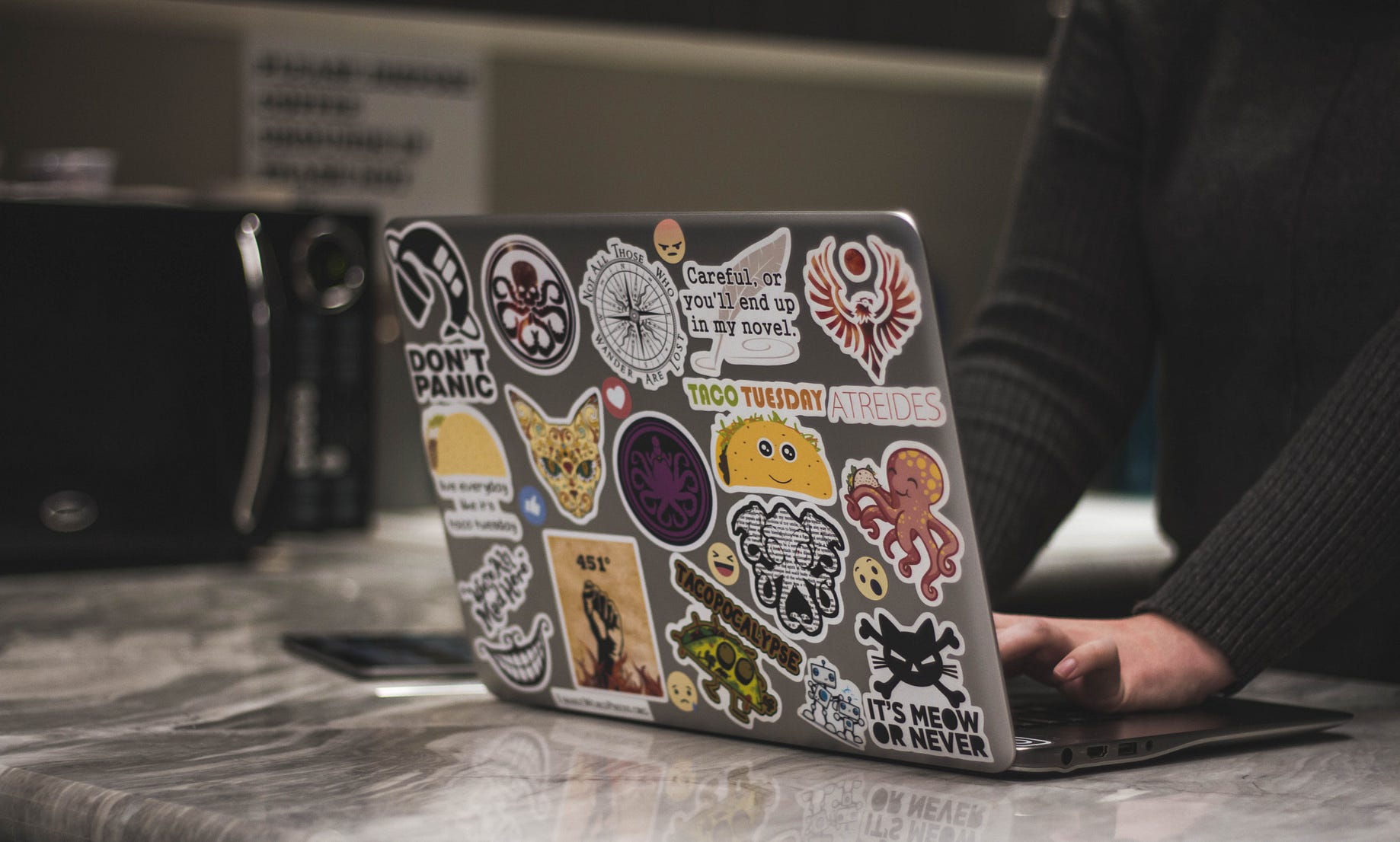 Maka buatlah contoh artikel dengan tema tersebut. Freelance Writer Mahal Di Luar Negeri Langka Di Indonesia By Ruth Octora Digitally Writing Medium