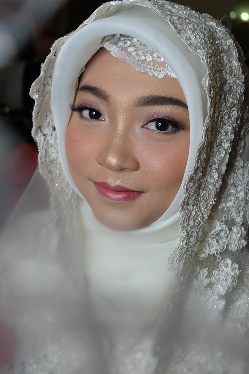 Rias Penngantin Tangerang (WA)O8I2 4624 7I7O Harga Jasa Rias Pengantin  Muslimah di Tangerang | by Makeup Artist Jakarta. Makeup by IMA | Medium