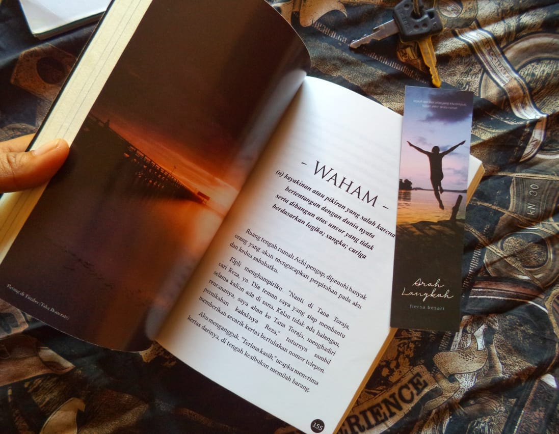 Novel Arah Langkah Fiersa Besari Plus Ttd Buku Alat Tulis Buku Di Carousell Saya selalu dibuat penasaran kisah apa lagi yang akan dituangkan dalam bukunya kali ini.