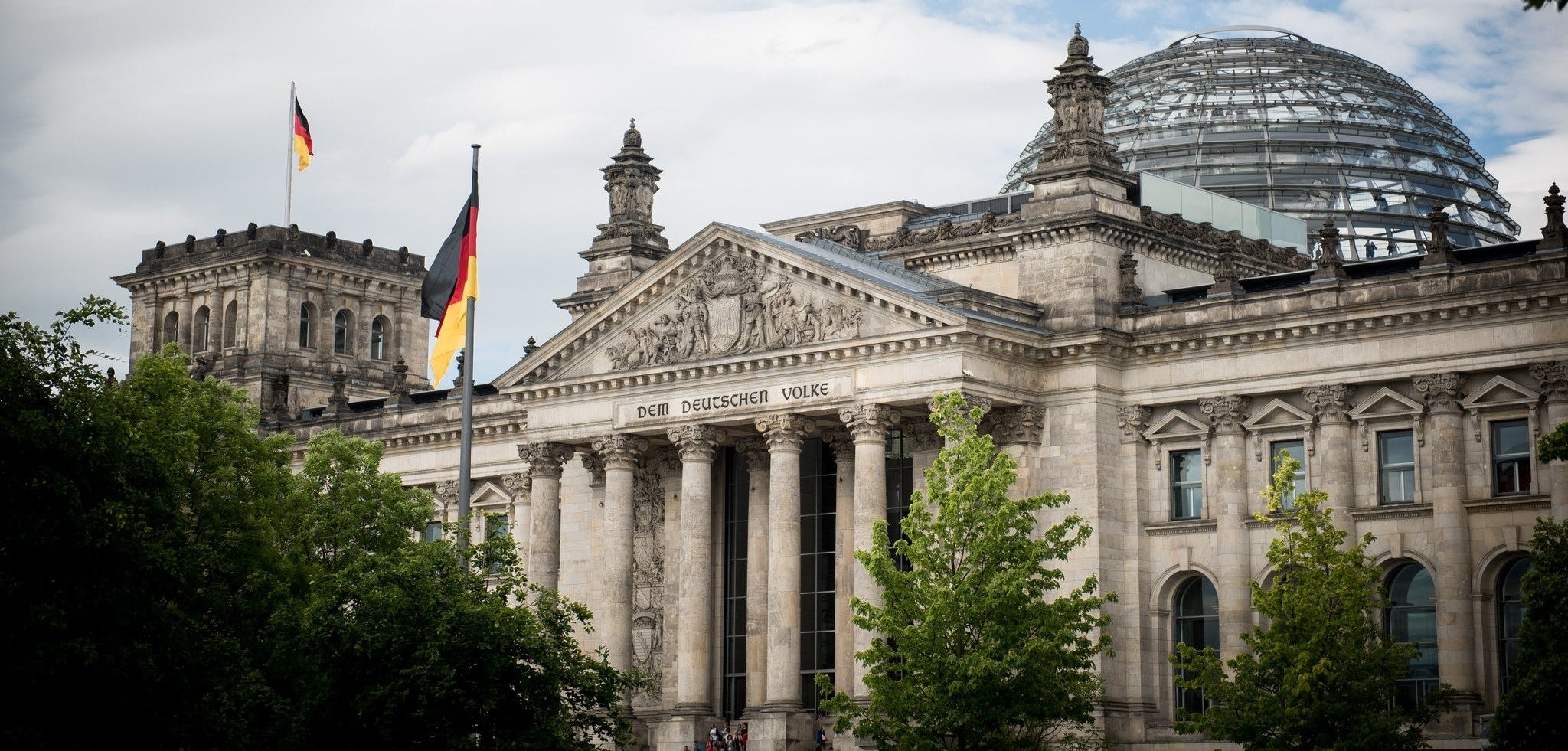 picture Bundestag deutscher bundestag who are our representatives by erik hafner towards data science