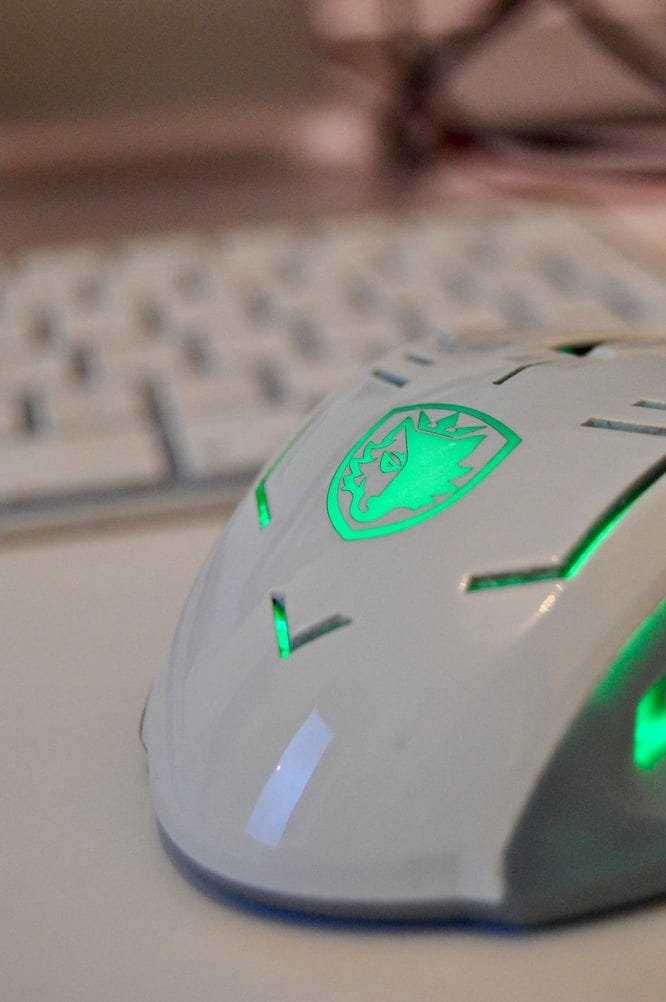 5 Best White Gaming Mouse. Add A Splash Of Colors To Your… | By Rexmcarthur | Medium 5 Best White Gaming Mouse. Add A Splash Of Colors To Your… | By Rexmcarthur | Medium