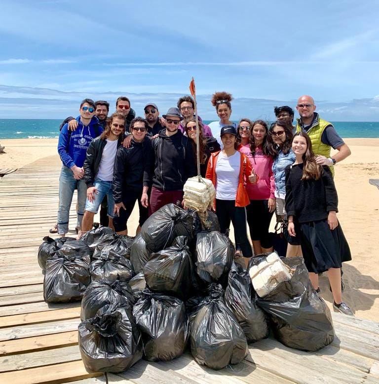 Enquanto houver estrelas por contar, o céu do meco será sempre nosso. Doing Good As A Team We Went Beach Cleaning By Casafari Life Medium