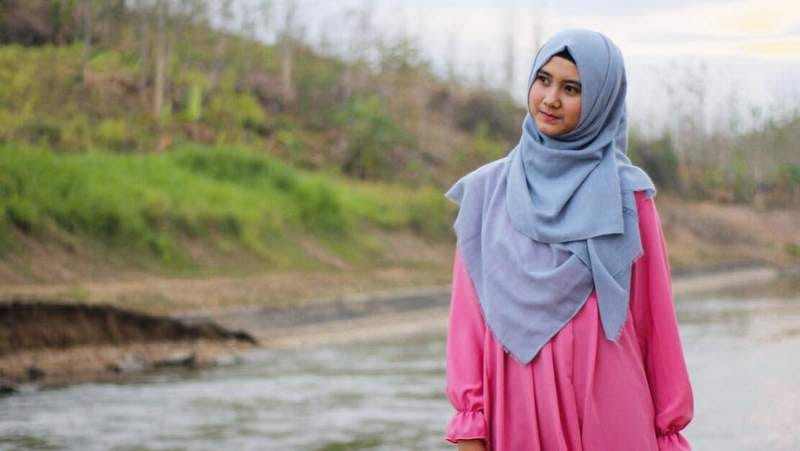 Lirik lagu ghuroba ruang belajar siswa kelas 3. Terjemahan Lirik Lagu Alfina Nindiyani Ghuroba By Marketku Medium