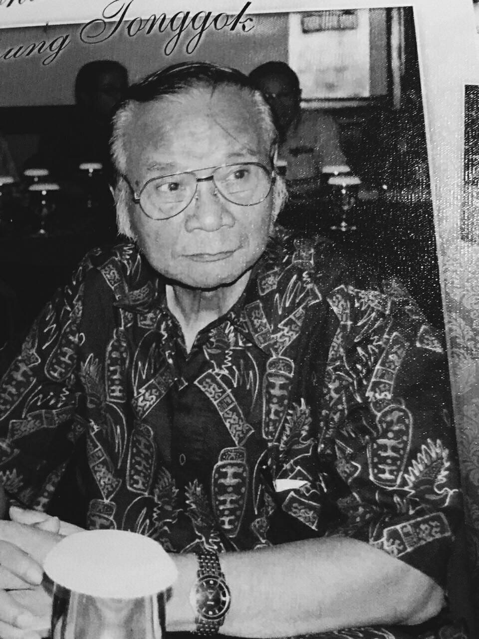 Opung Naburju. 29 Februari tidak datang setiap… | by Carlos Nemesis | Medium